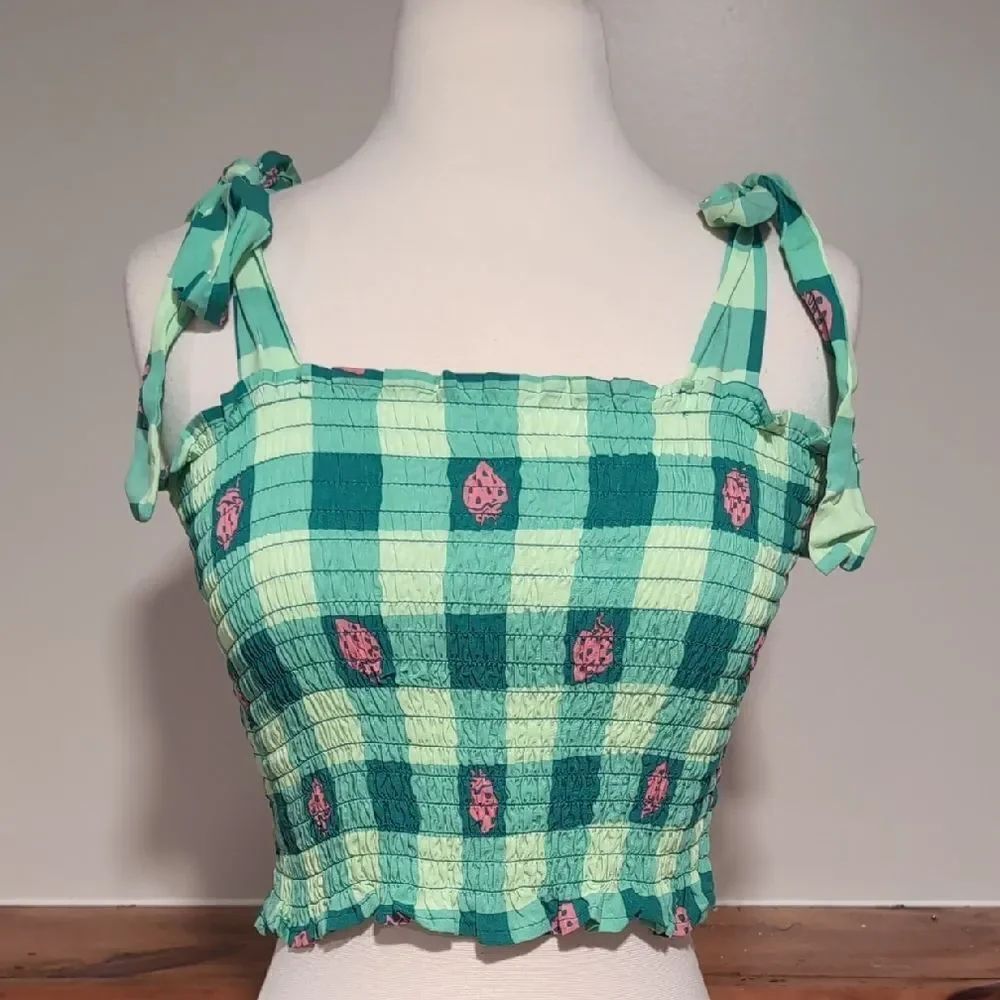 BP Green and White Smocked Crop Tank Top